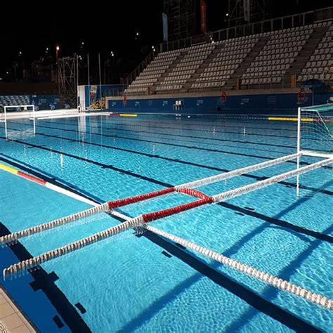 piscina e attrezzature per pallanuoto a Caserta