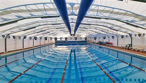 piscina e centro sportivo a Malta