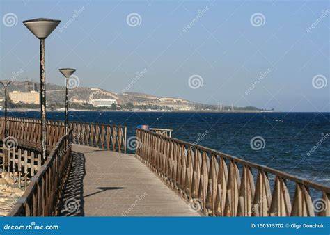 Vista mare e passerella di Alimini
