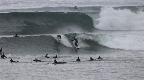 persone sul surf a Malibu